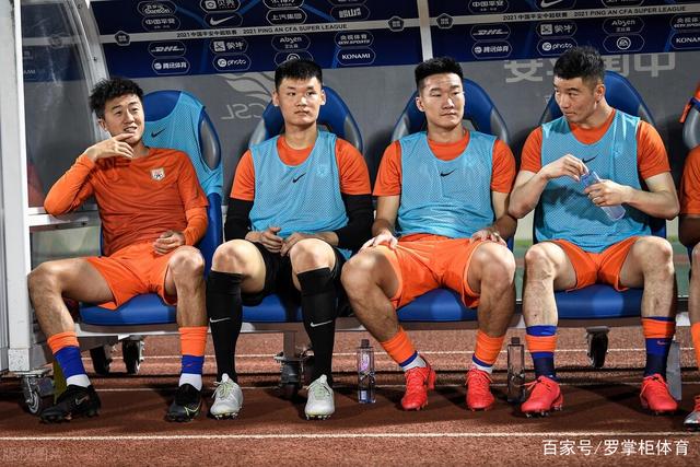 李凯尔首秀11分6篮板 中国男篮不敌意大利男篮