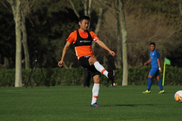 赵继伟10+9辽宁胜山西 邹雨宸18+11北控负浙江